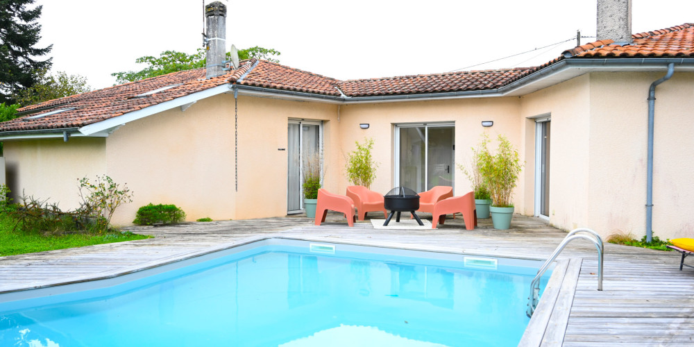 maison à LEOGNAN (33850)