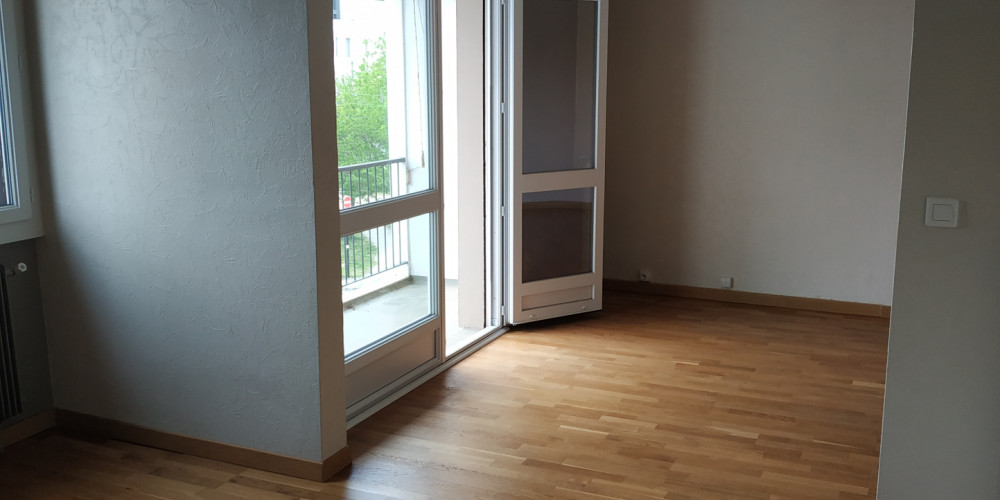 appartement à BORDEAUX (33200)