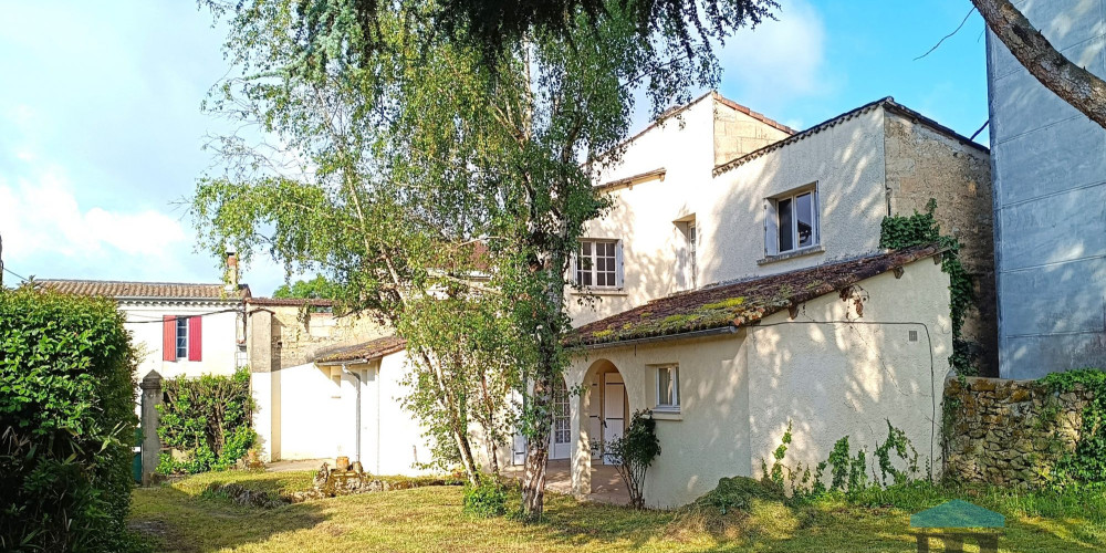 maison à BEGUEY (33410)