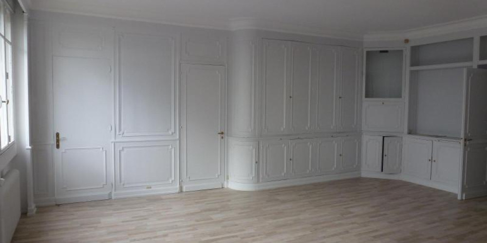 appartement à BORDEAUX (33000)