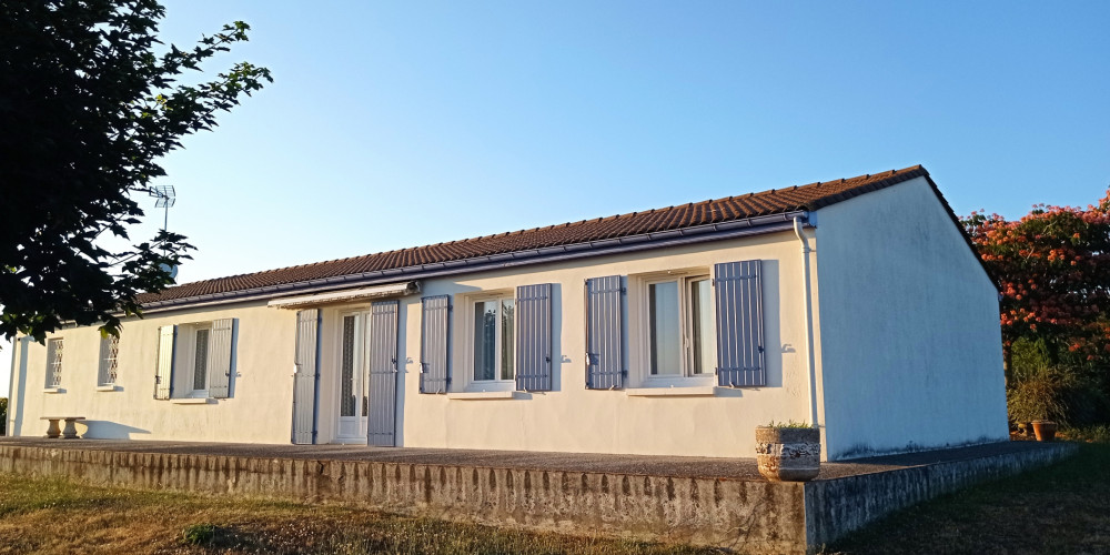 maison à ST CIERS SUR GIRONDE (33820)