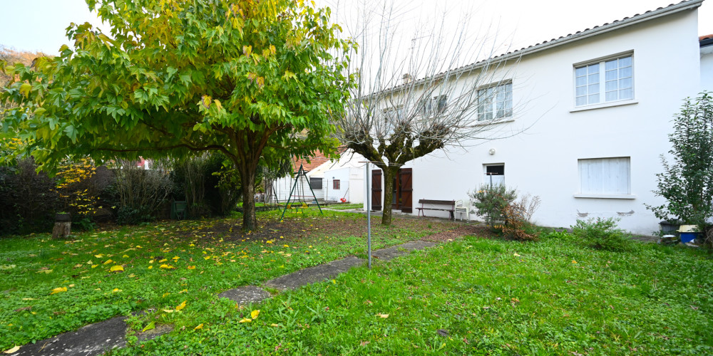 maison à CENON (33150)