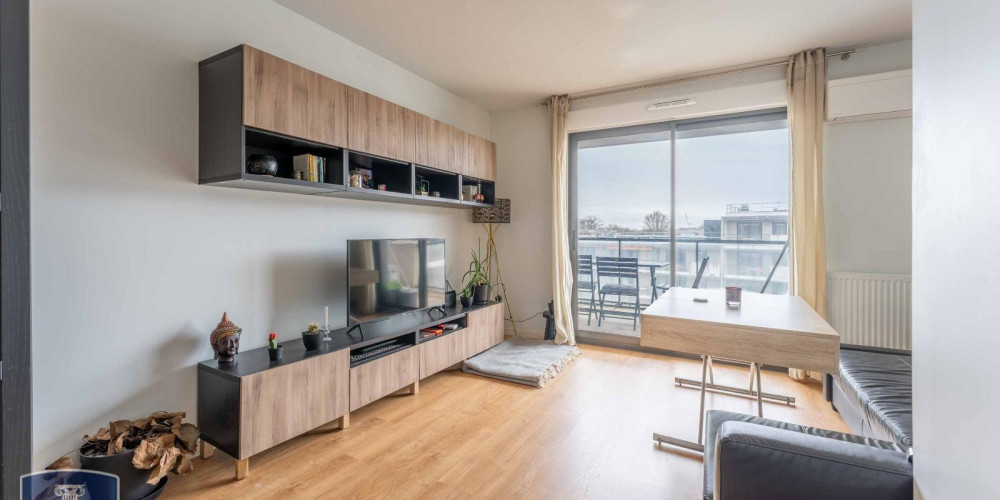 appartement à BRUGES (33520)