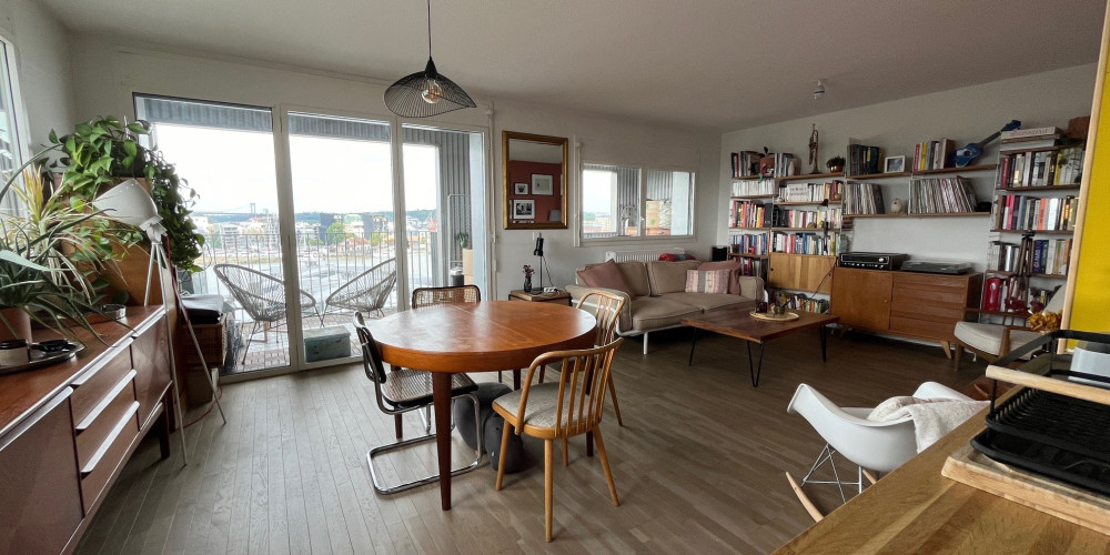 appartement à BORDEAUX (33300)