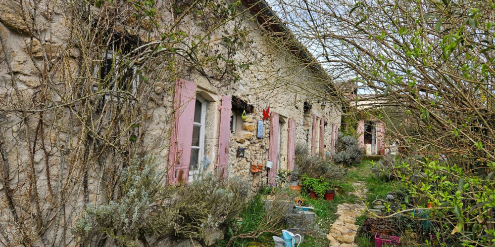 maison à DOULEZON (33350)