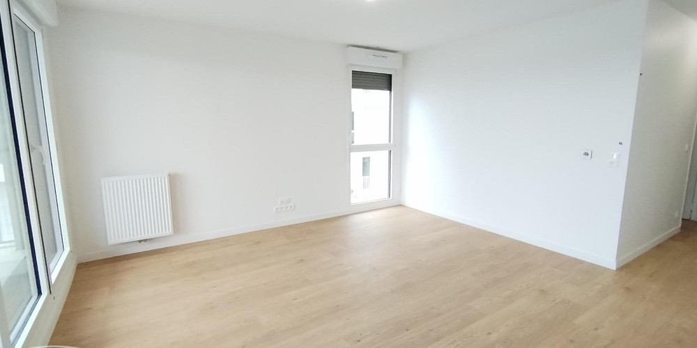 appartement à BORDEAUX (33300)