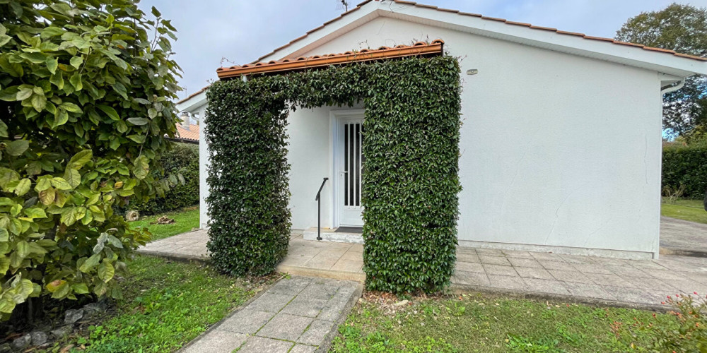 maison à ST MEDARD EN JALLES (33160)