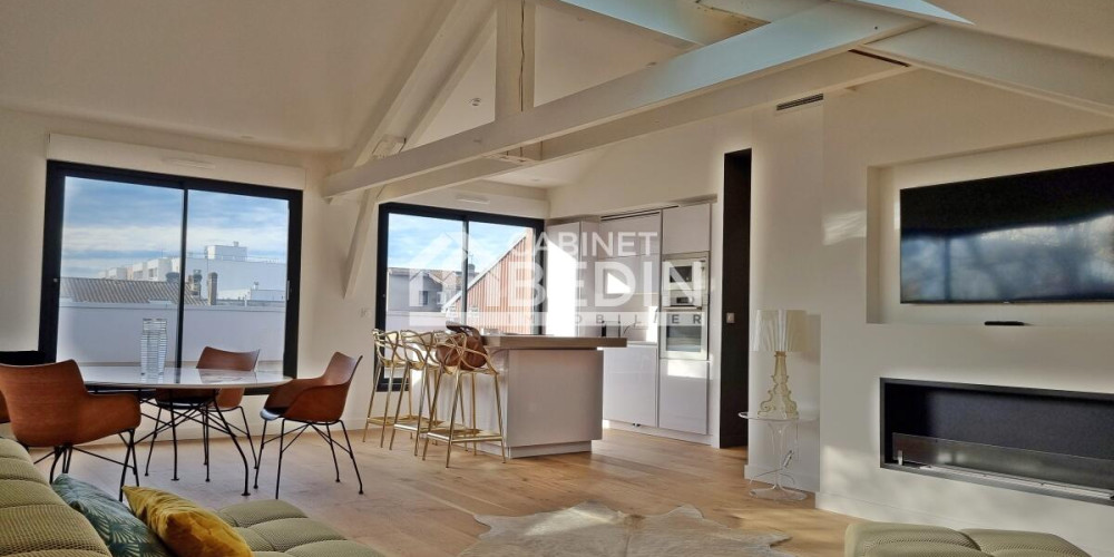 appartement à BORDEAUX (33300)