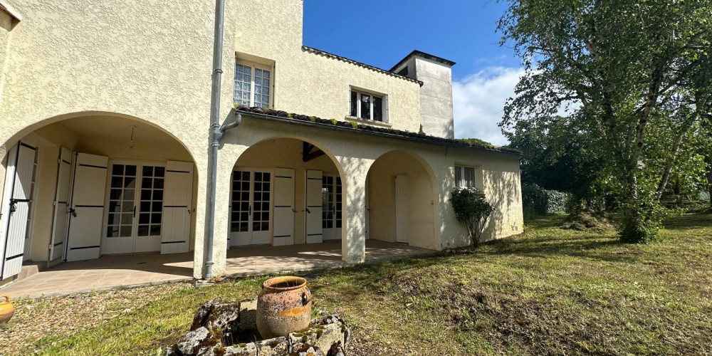 maison à BEGUEY (33410)