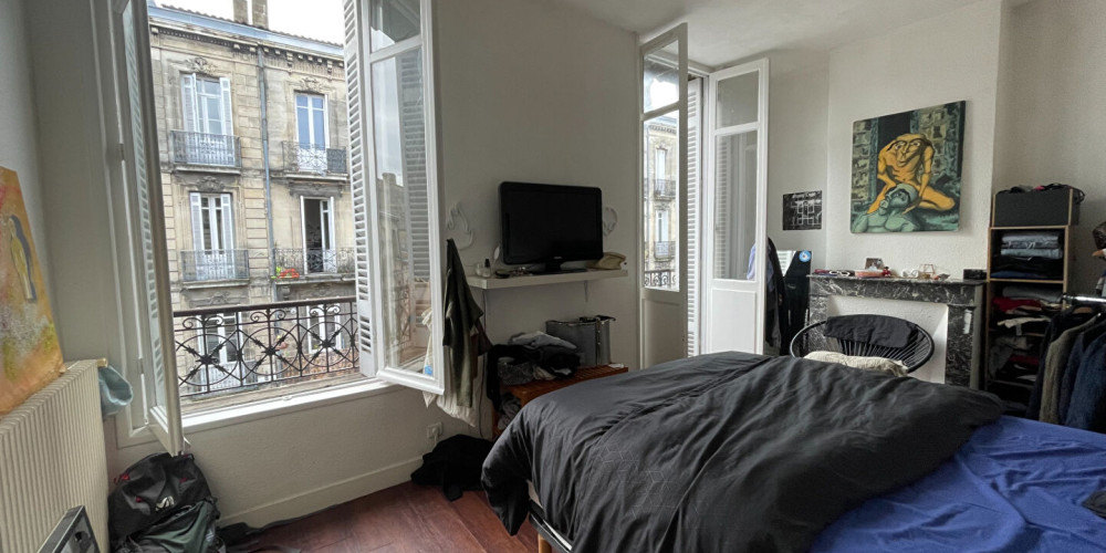 immeuble à BORDEAUX (33800)