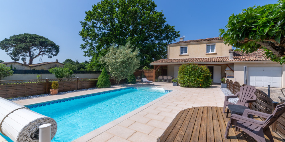 maison à ST SULPICE DE FALEYRENS (33330)