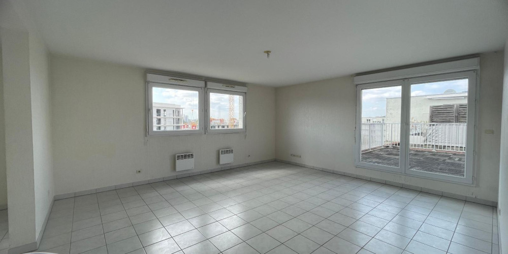 appartement à BORDEAUX (33800)