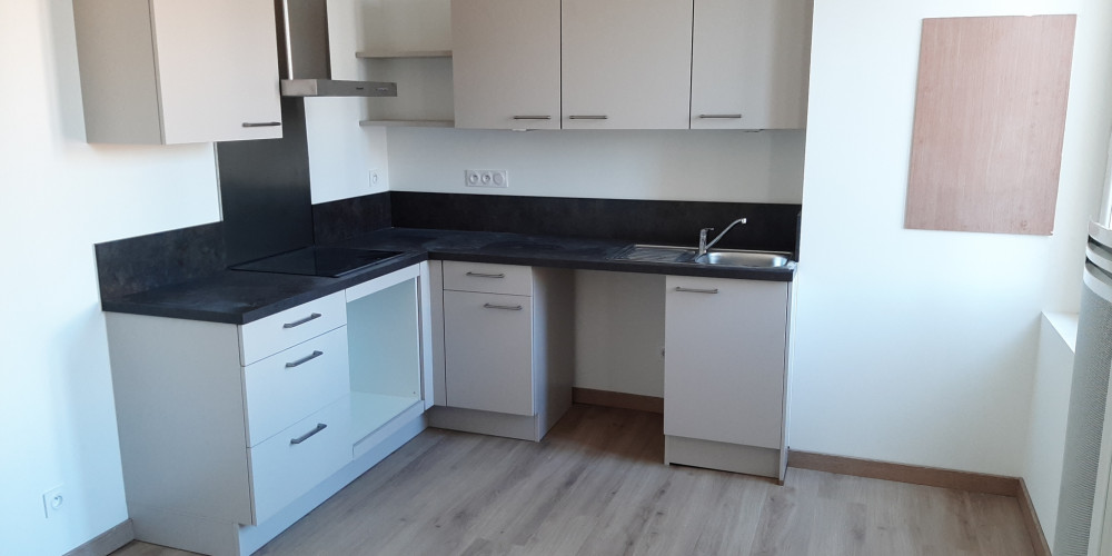 appartement à BORDEAUX (33000)