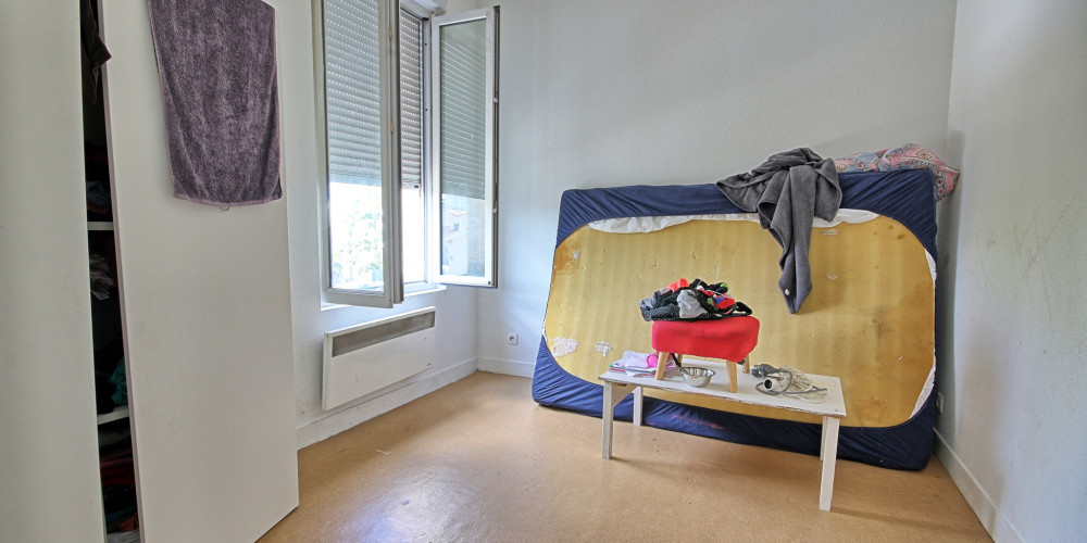 appartement à BORDEAUX (33300)