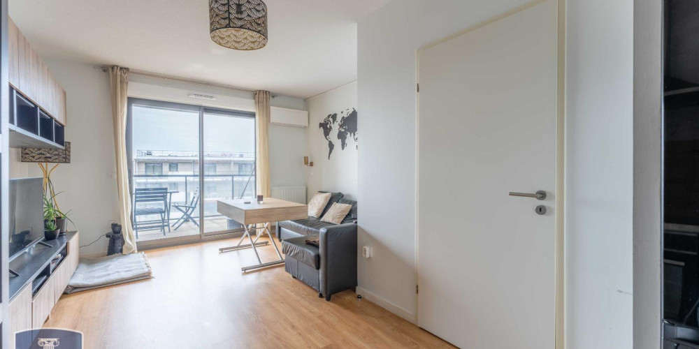 appartement à BRUGES (33520)