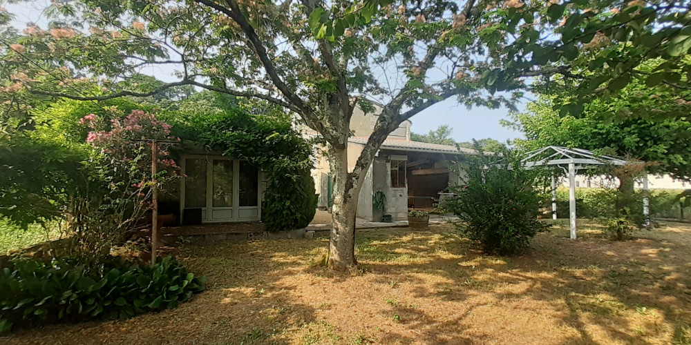 maison à FRONSAC (33126)