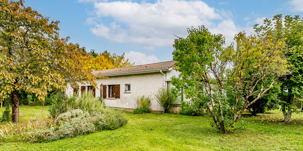 maison à RAUZAN (33420)