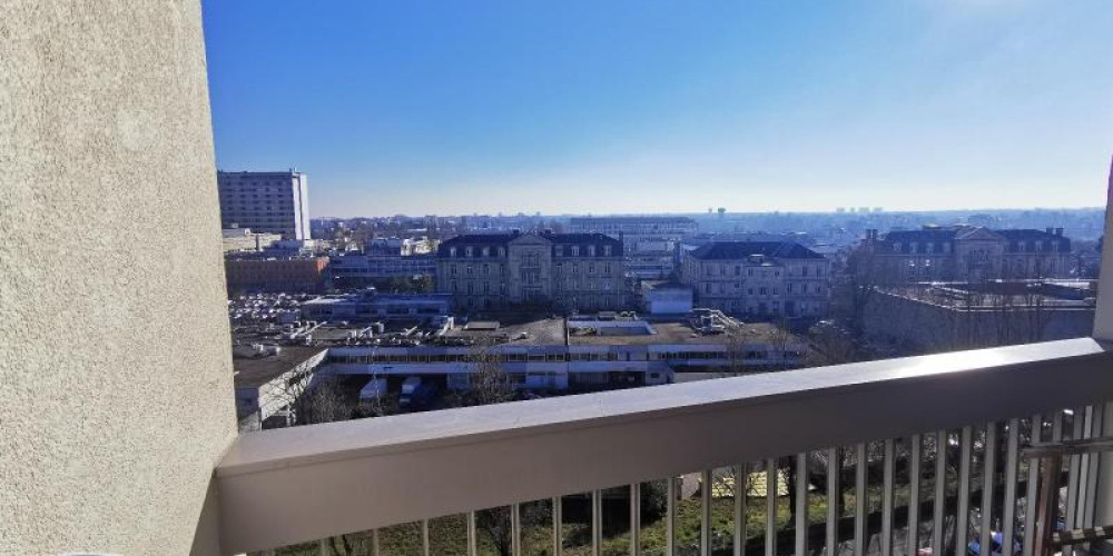 appartement à BORDEAUX (33000)