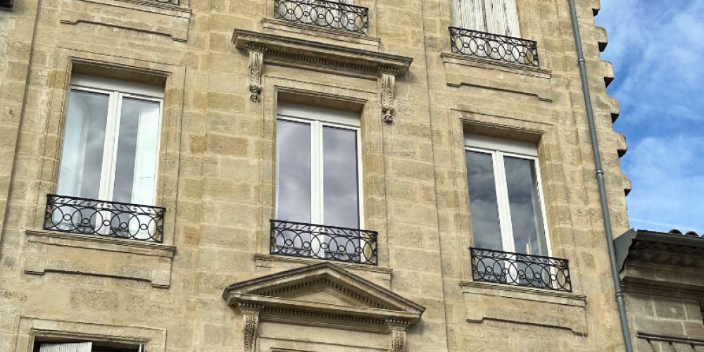 appartement à BORDEAUX (33800)