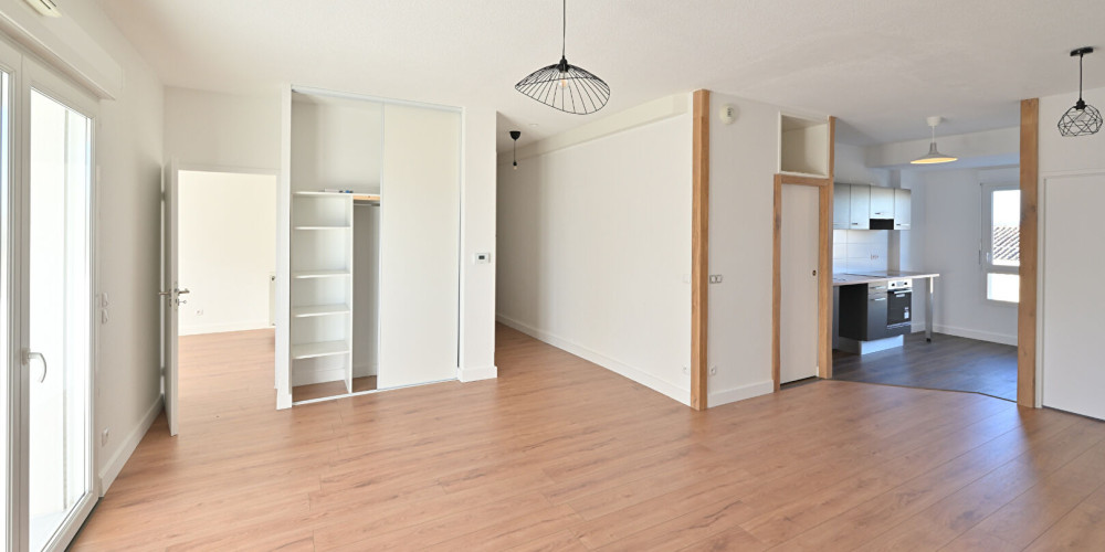 appartement à BORDEAUX (33200)