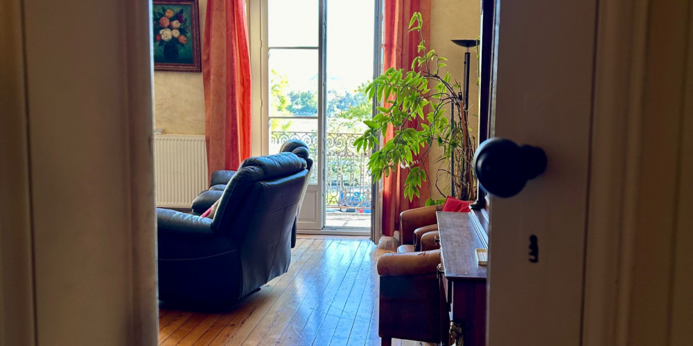 appartement à BORDEAUX (33000)