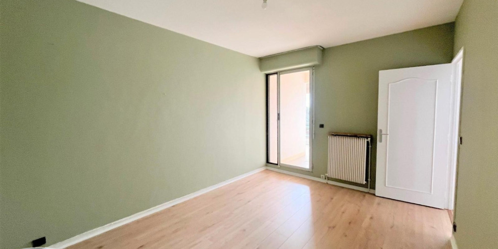 appartement à BORDEAUX (33000)