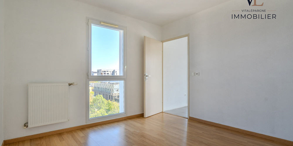 appartement à BORDEAUX (33300)