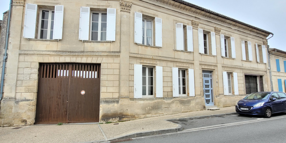 maison à CAVIGNAC (33620)