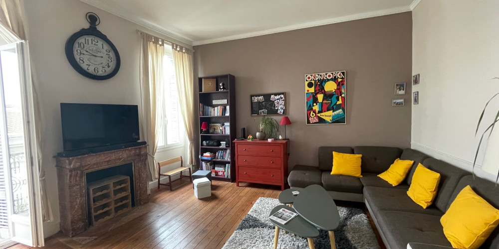 appartement à BORDEAUX (33000)