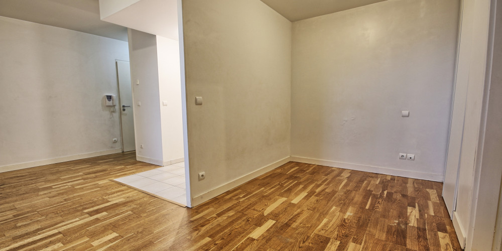 appartement à BORDEAUX (33000)