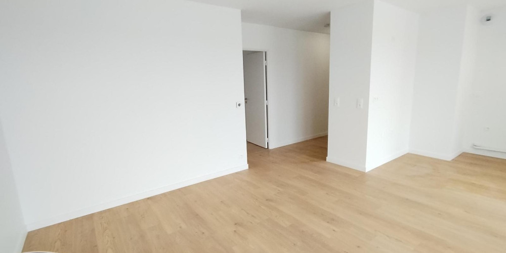 appartement à BORDEAUX (33300)