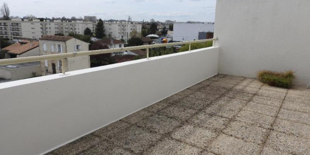 appartement à BORDEAUX (33200)