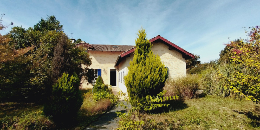 maison à AMBARES ET LAGRAVE (33440)