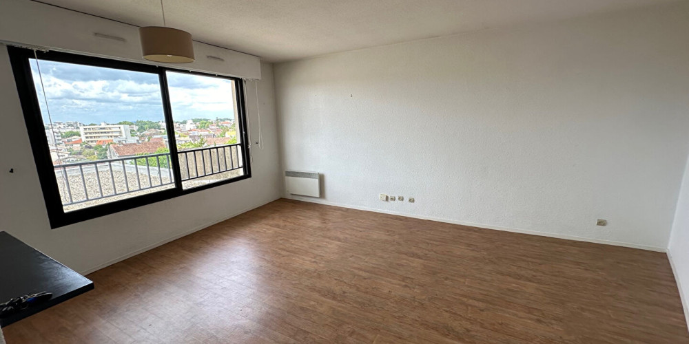 appartement à BORDEAUX (33200)