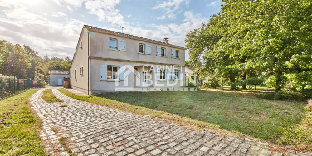 maison à ST MICHEL DE RIEUFRET (33720)