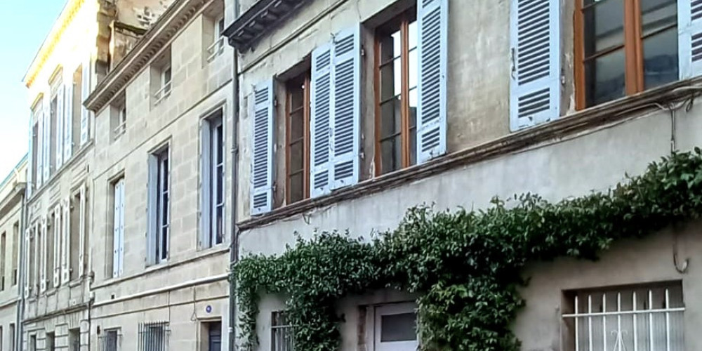 appartement à BORDEAUX (33300)