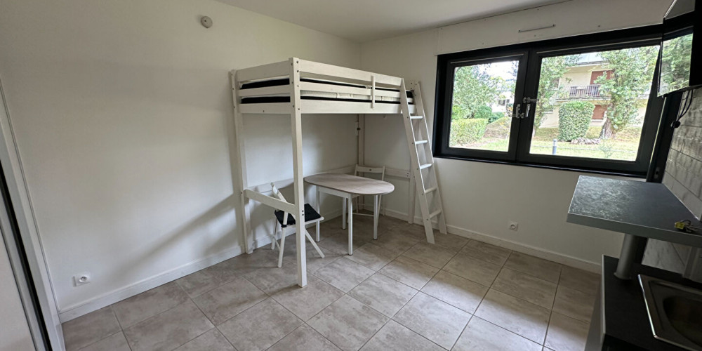 appartement à BORDEAUX (33200)