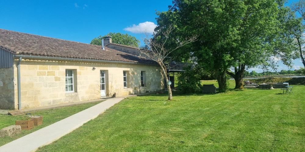 maison à FRONSAC (33126)