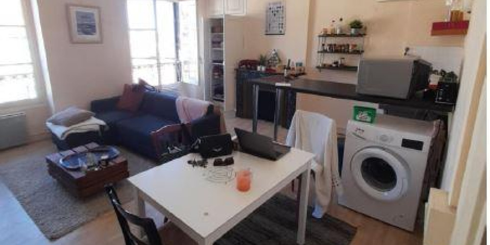 appartement à BORDEAUX (33000)