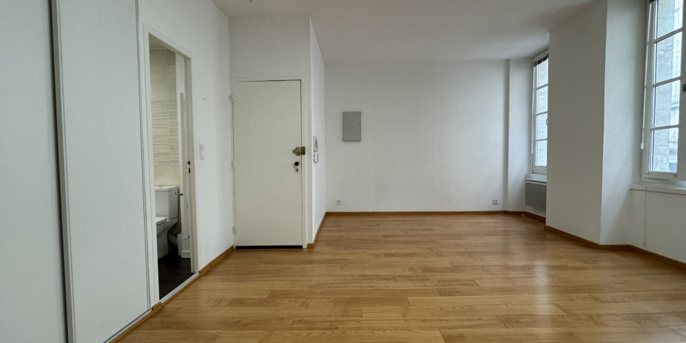 appartement à BORDEAUX (33000)