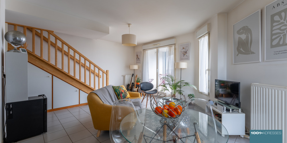 appartement à BORDEAUX (33300)