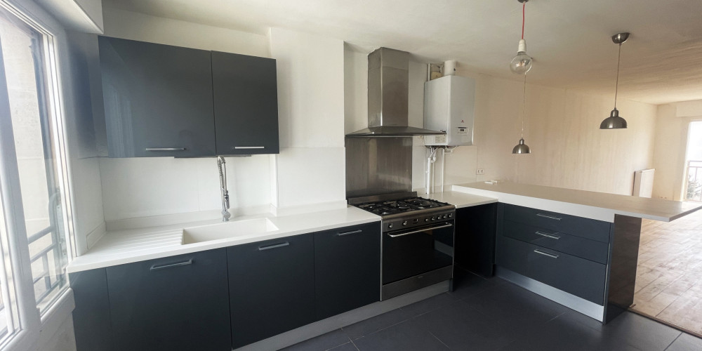 appartement à BORDEAUX (33000)