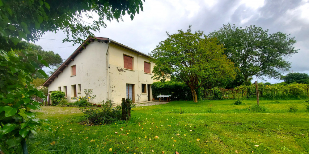 maison à ST LOUBES (33450)