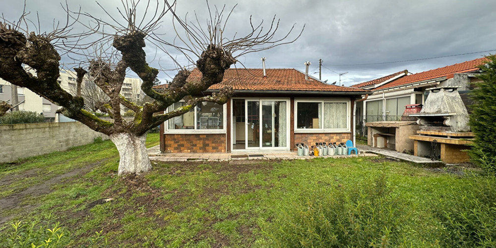 maison à MERIGNAC (33700)