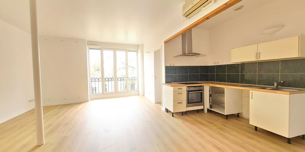 appartement à BORDEAUX (33800)