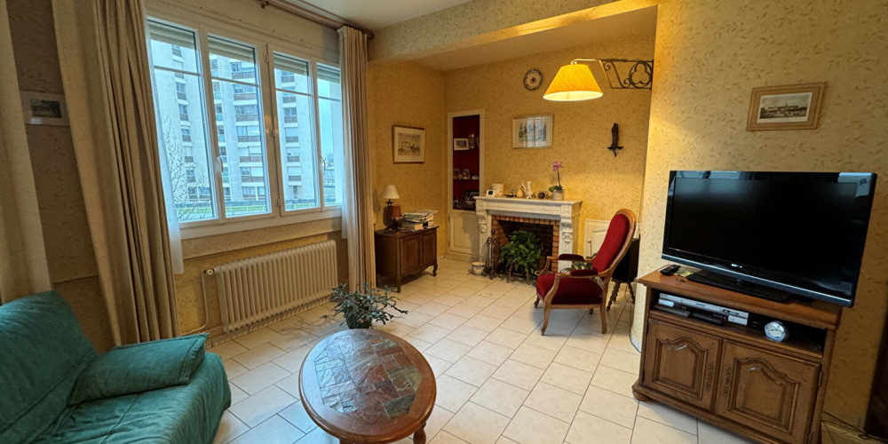 appartement à BORDEAUX (33000)