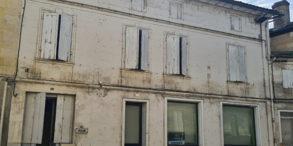 maison à ST MEDARD DE GUIZIERES (33230)