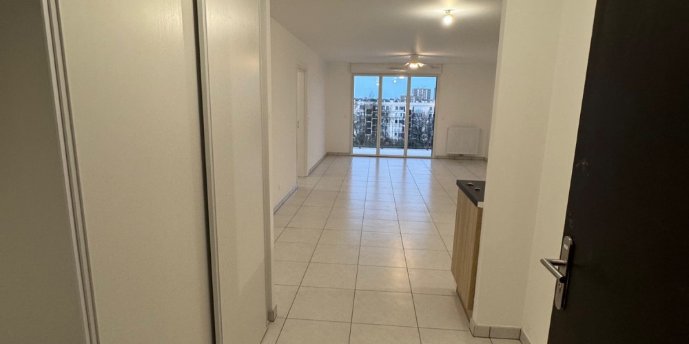 appartement à BORDEAUX (33800)