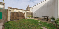 maison à ST MEDARD DE GUIZIERES (33230)