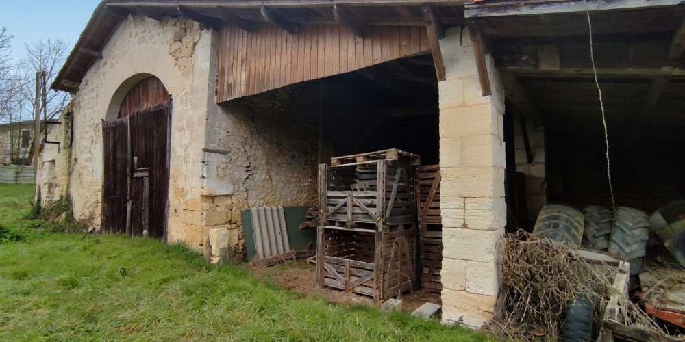 terrain à BARON (33750)